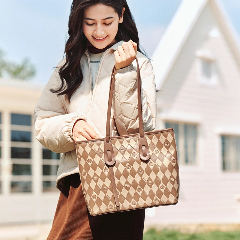 x Tote