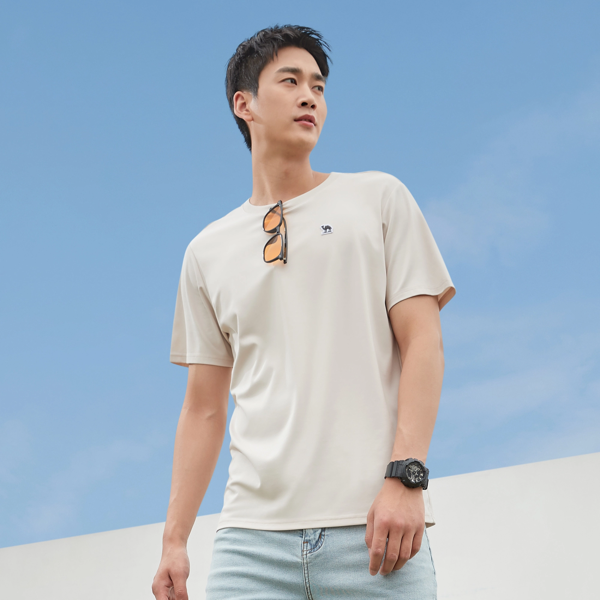 CAMEL T