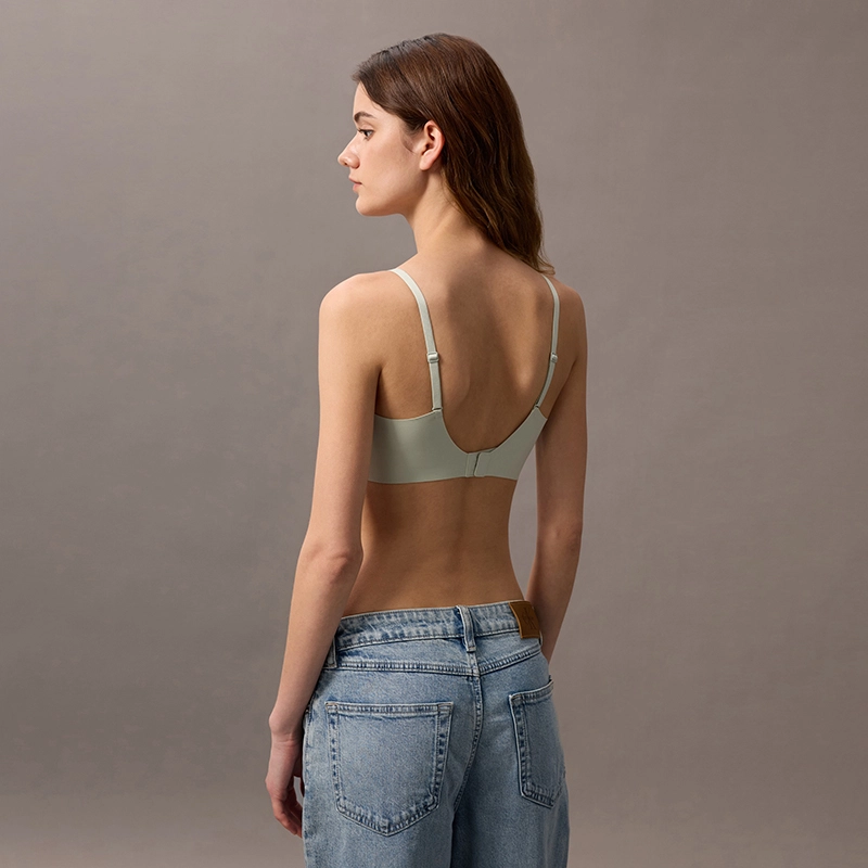 CALVIN KLEIN V