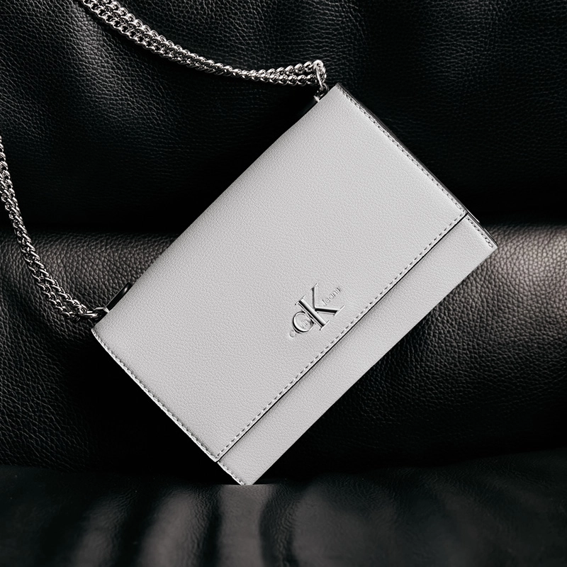 CALVIN KLEIN