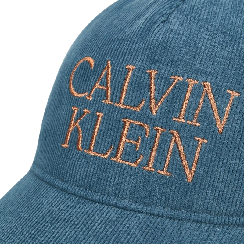 CALVIN KLEIN