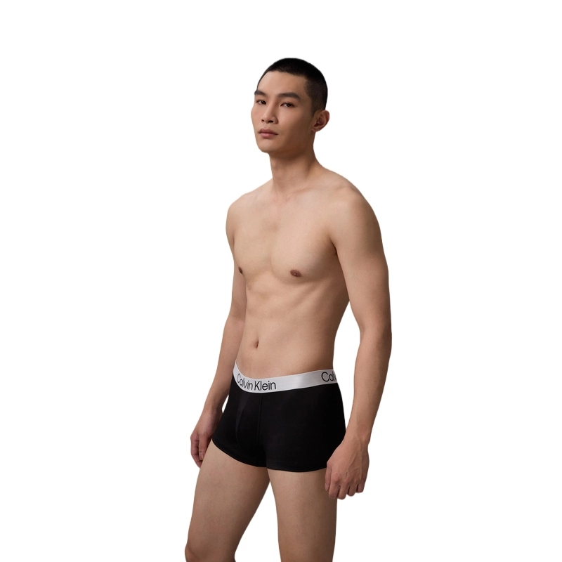 CALVIN KLEIN SS25 5