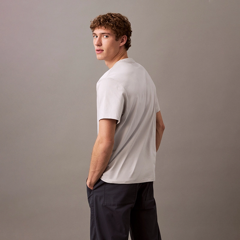 CALVIN KLEIN T