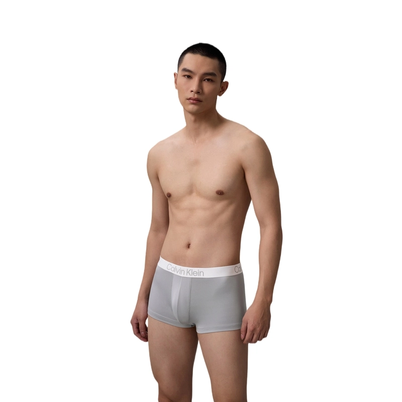 CALVIN KLEIN SS25 5