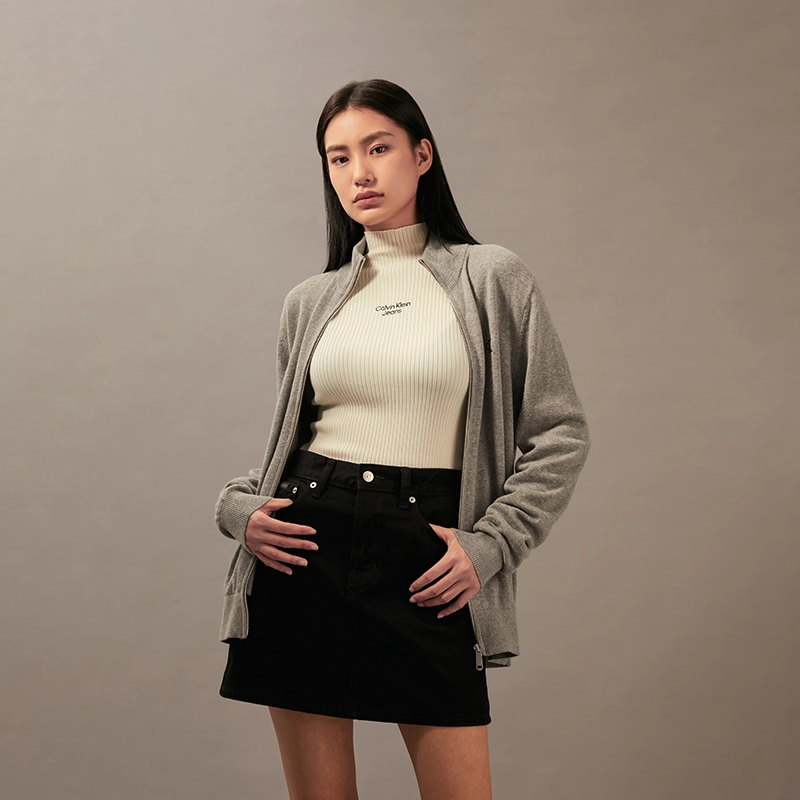 CALVIN KLEIN