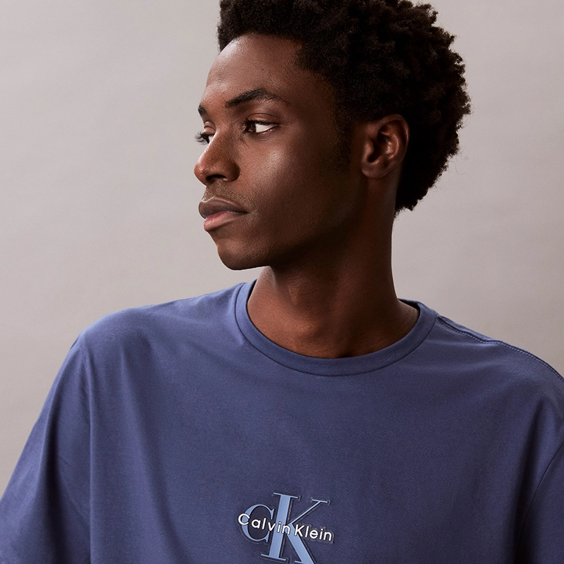 CALVIN KLEIN T