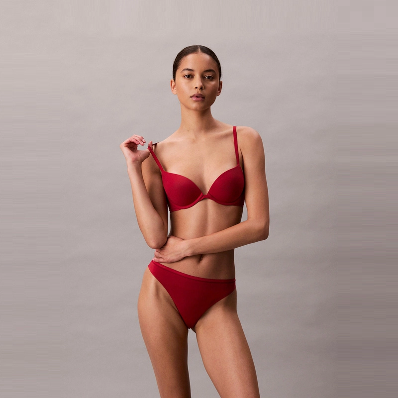 CALVIN KLEIN V