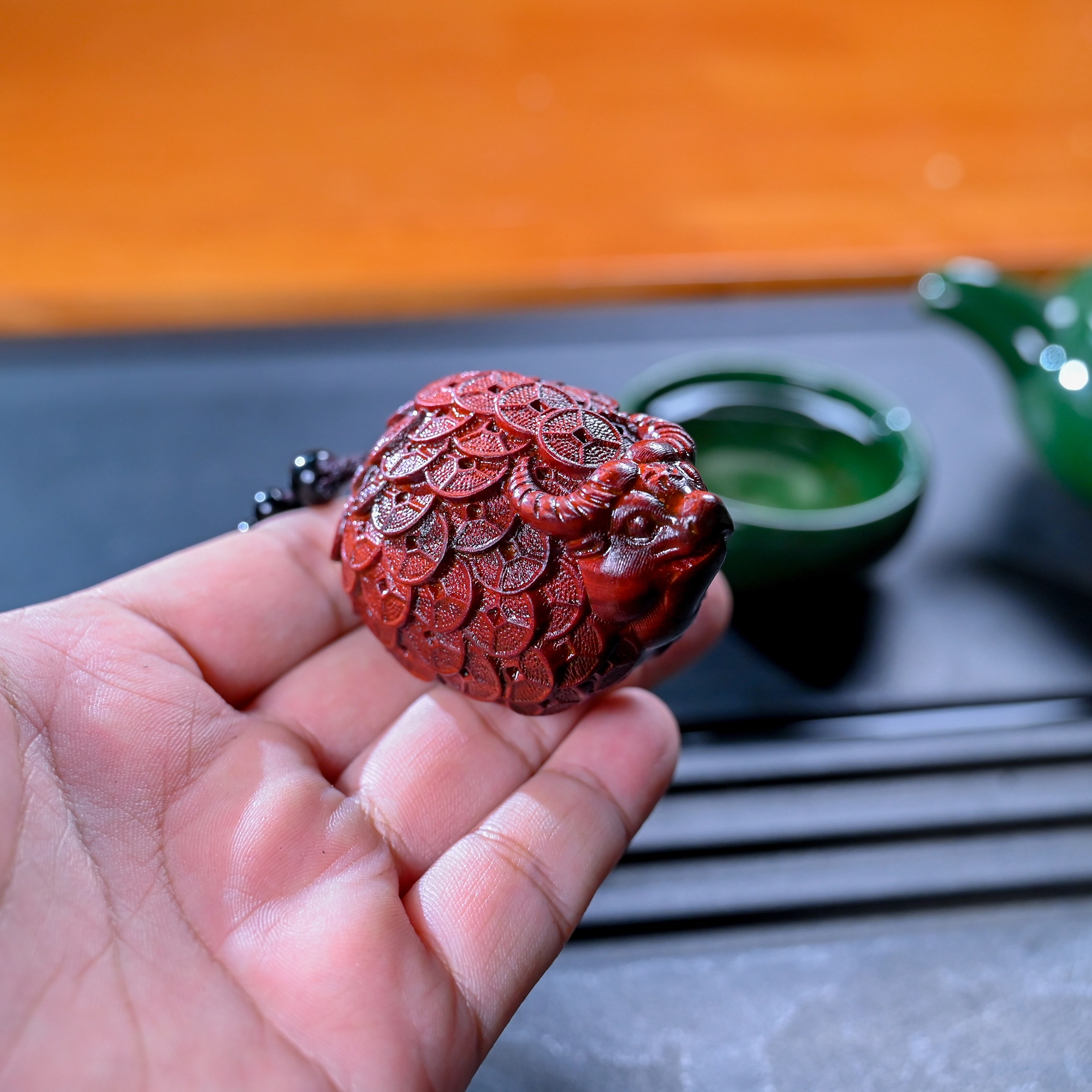 财源滚滚 仙友 国潮新中式红木精雕刻大貔貅钱多多转运招财牛转乾坤复古文玩挂件摆件收藏盘玩随身件 紫檀属 木作手把件 男女同款情侣款