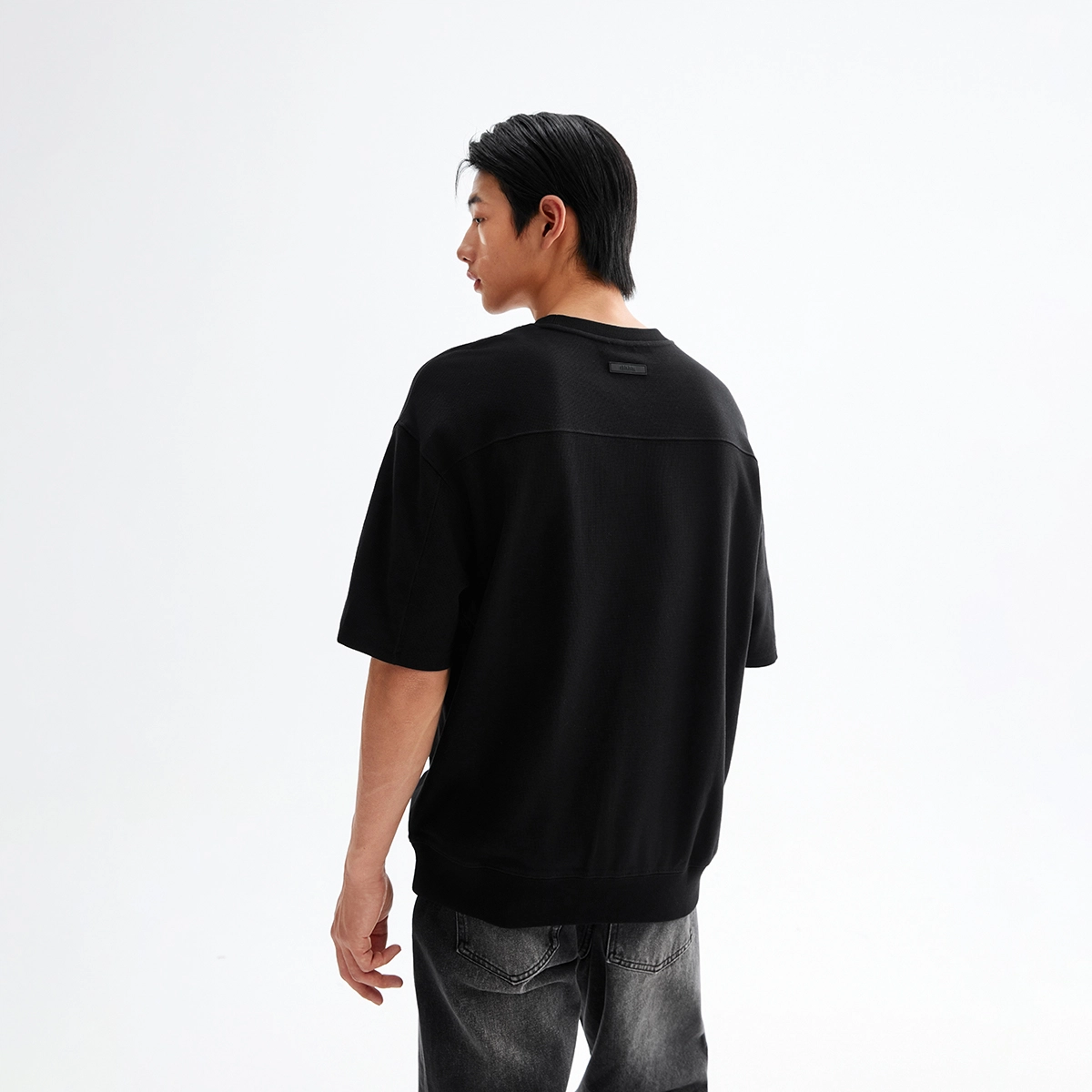 CHINISM T