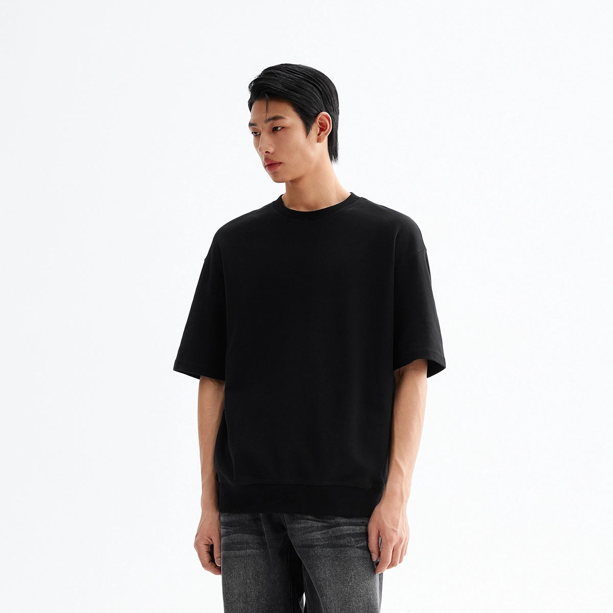 CHINISM T