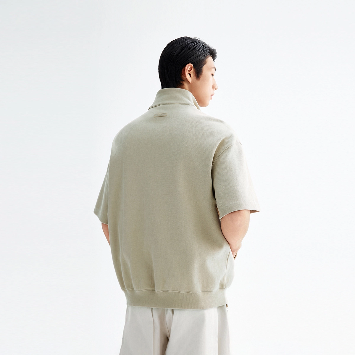 CHINISM T