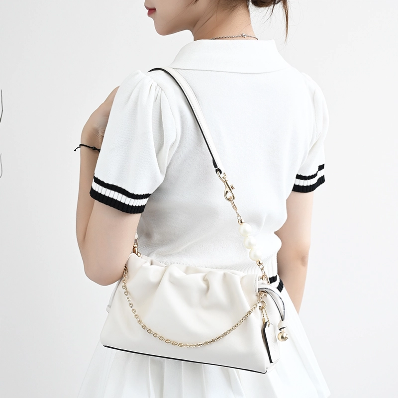 GUYI COACH