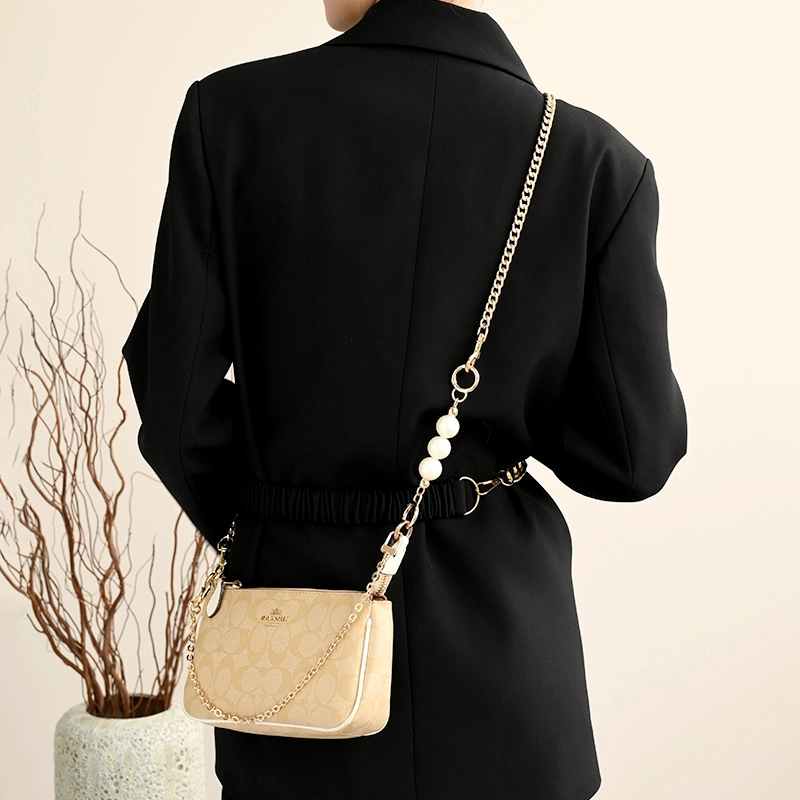 GUYI COACH Nolita 19