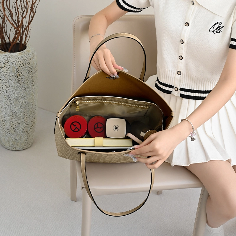 GUYI COACH Ctiy3330Tote