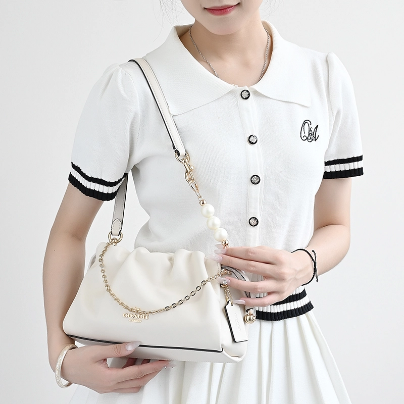 GUYI COACH