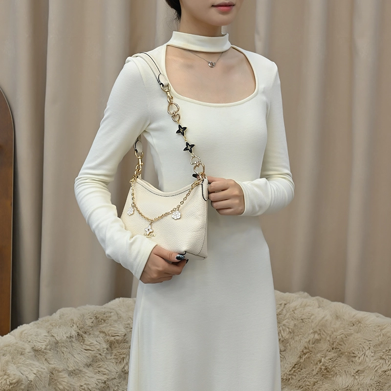 GUYI LAUREL19