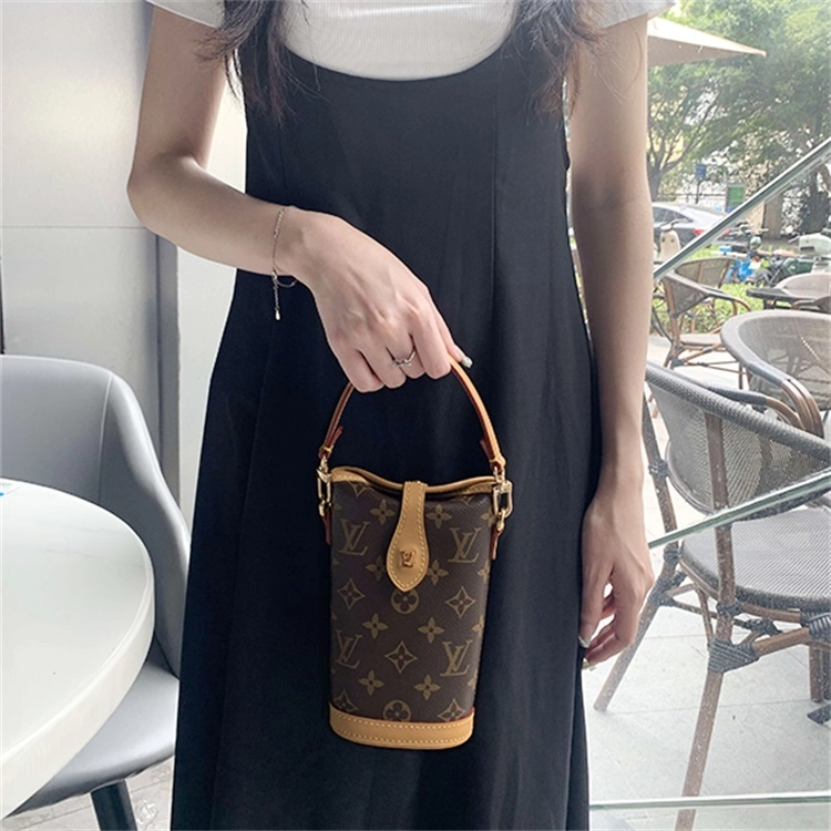 GUYI LV