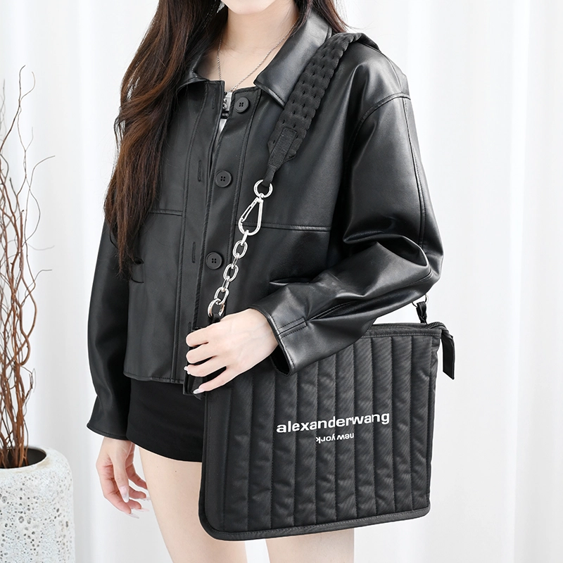 GUYI Alexander wang
