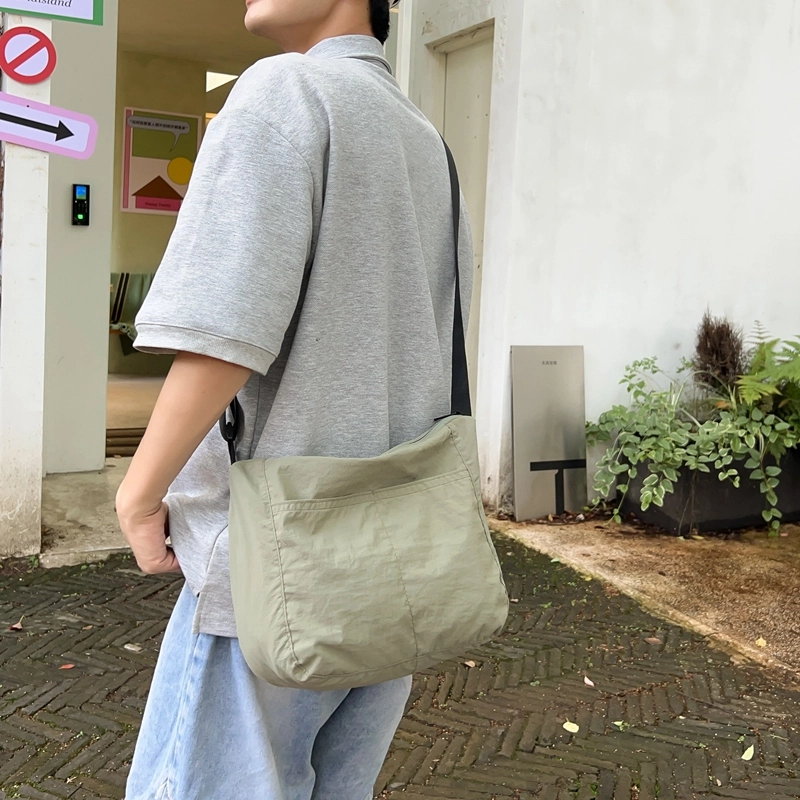醇龙  简约休闲学生百搭时尚 单肩包斜挎包 尼龙 男女同款情侣款 多色