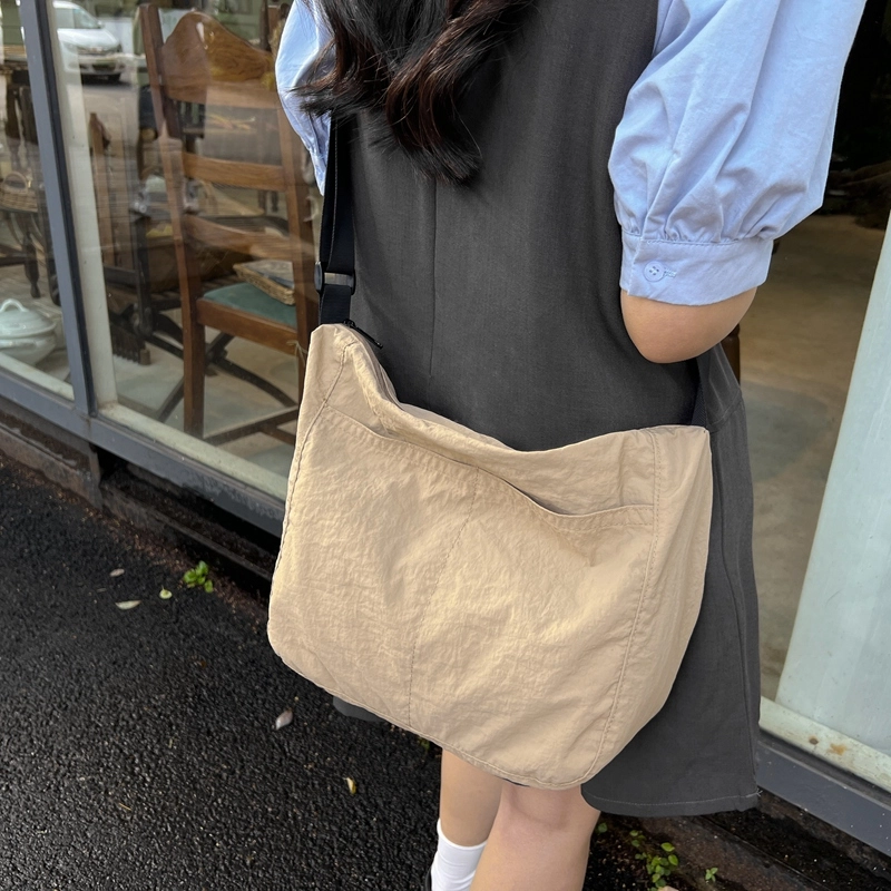 醇龙  简约休闲学生百搭时尚 单肩包斜挎包 尼龙 男女同款情侣款 多色