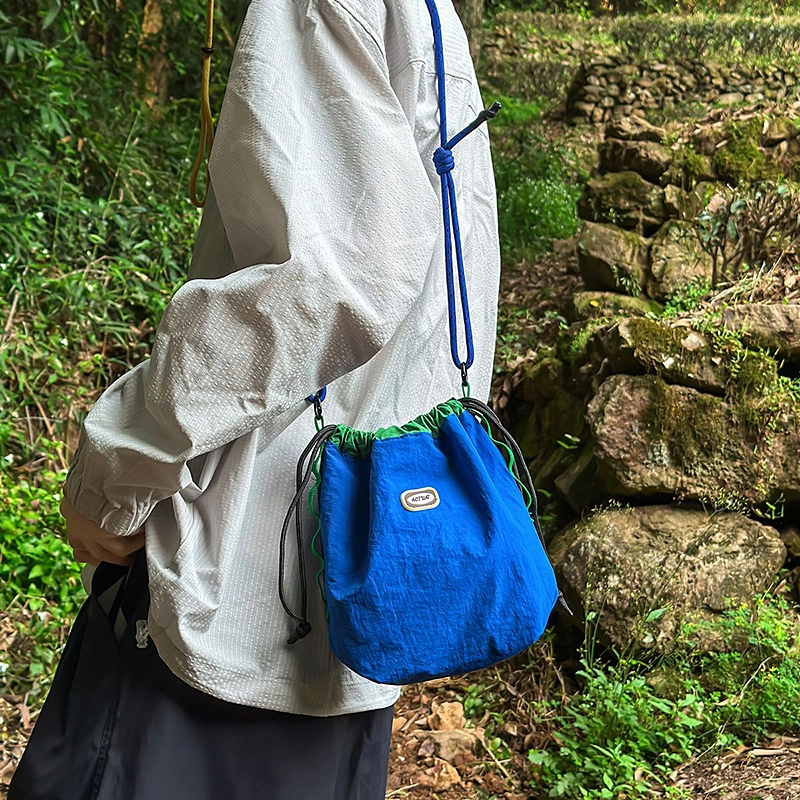 醇龙 个性抽绳束口百搭手机包轻便运动休闲 尼龙 斜挎包 男女同款情侣款 多色