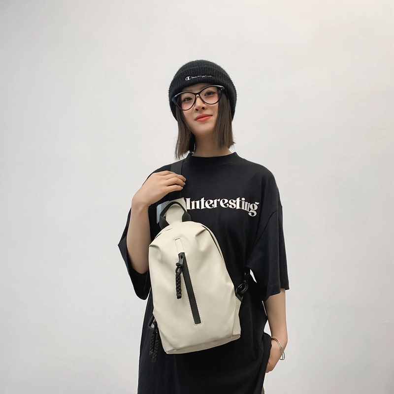 醇龙 旅游轻便登山爬山骑行 尼龙 斜挎包 男女同款情侣款 黑/白