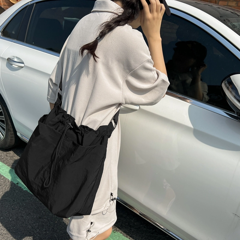 醇龙   尼龙女生多色休闲大包包时尚单肩包大容量上课通勤斜挎包