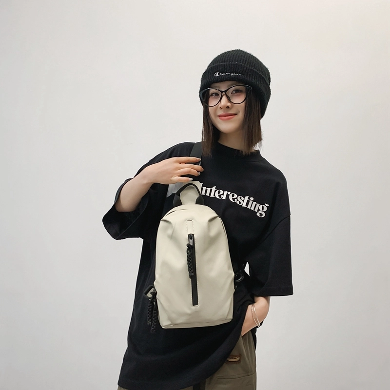 醇龙 旅游轻便登山爬山骑行 尼龙 斜挎包 男女同款情侣款 黑/白