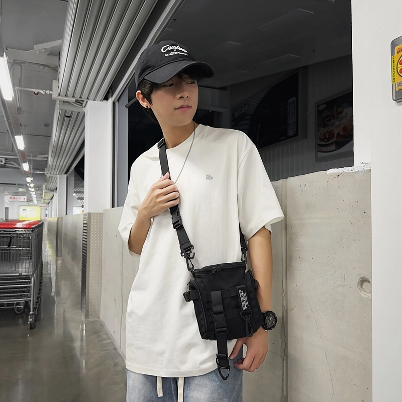 醇龙   尼龙男女通用黑色潮牌工装斜挎包机能风个性单肩包休闲日系背包