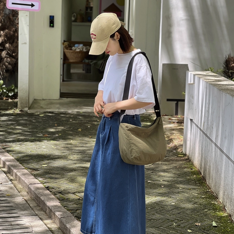 醇龙 休闲斜挎包百搭简约尼龙单肩包大容量日系复古背包 男女通用 多色