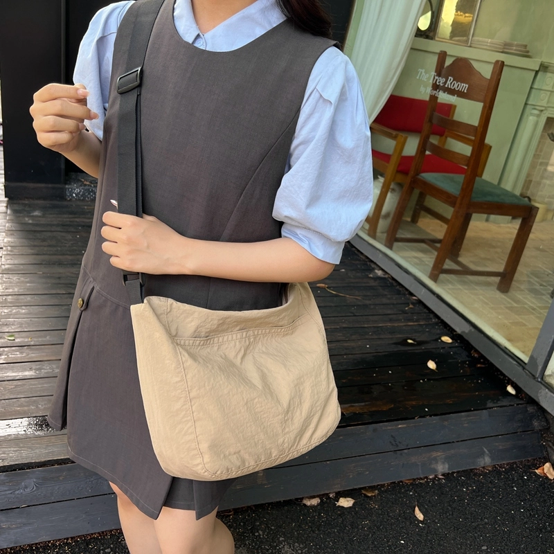 醇龙  简约休闲学生百搭时尚 单肩包斜挎包 尼龙 男女同款情侣款 多色