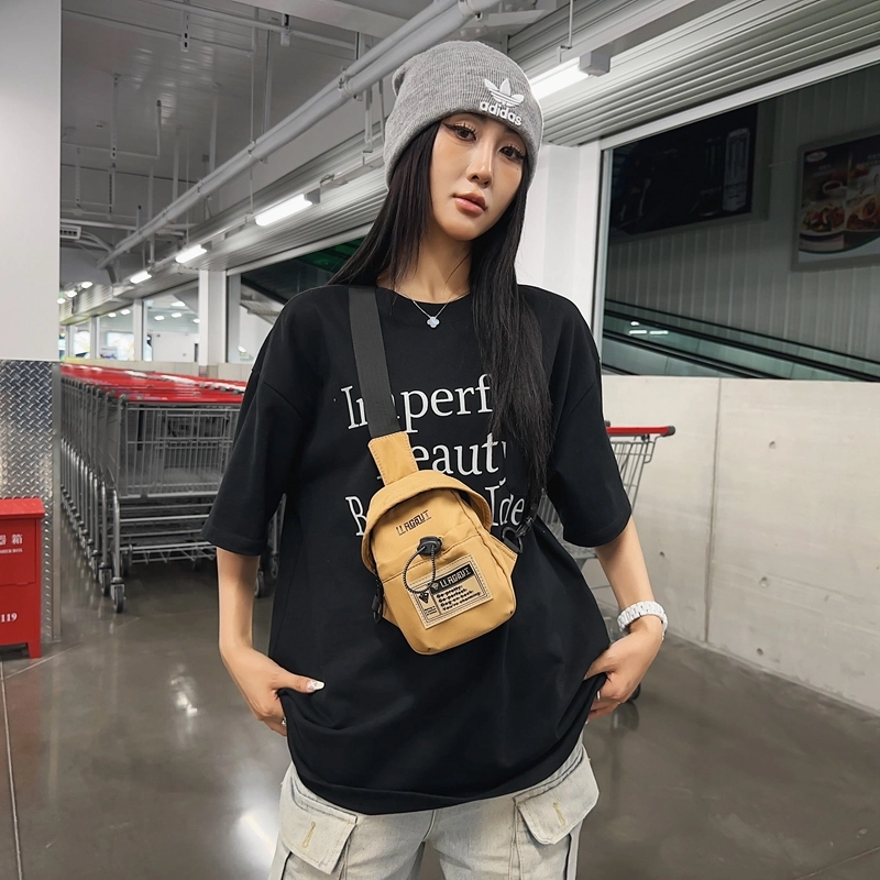 醇龙 休闲潮流 尼龙 胸包 常规 男女同款情侣款 黑色/米白色/红色/卡其色/灰色
