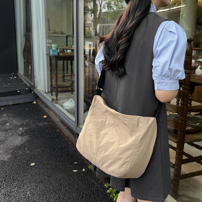 醇龙  简约休闲学生百搭时尚 单肩包斜挎包 尼龙 男女同款情侣款 多色