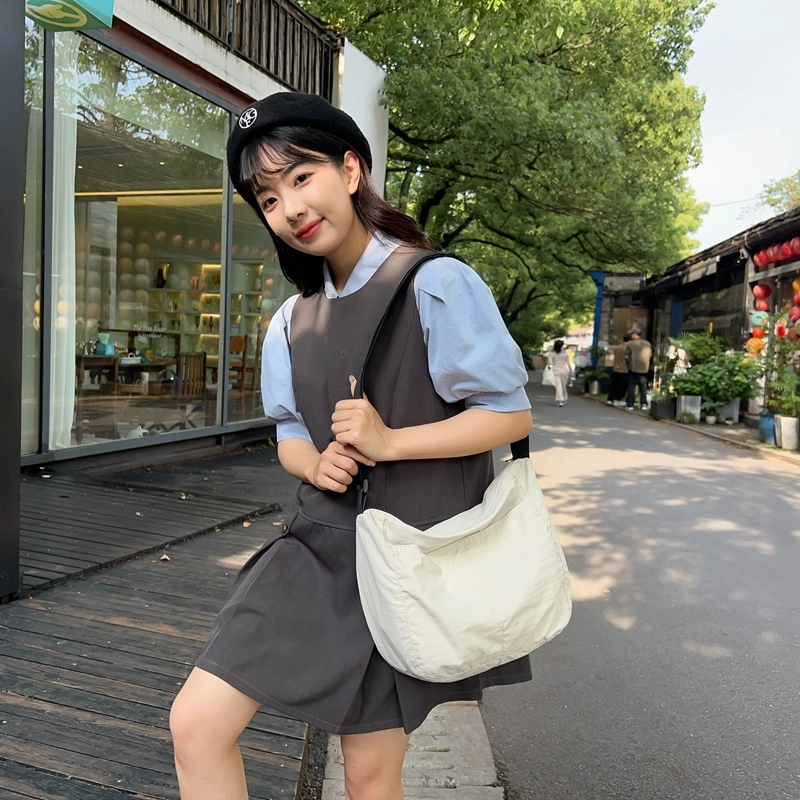 醇龙  简约休闲学生百搭时尚 单肩包斜挎包 尼龙 男女同款情侣款 多色