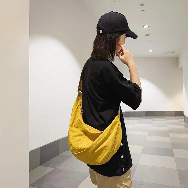 醇龙 轻便休闲简约纯色 尼龙 斜挎包 男女同款情侣款 多色