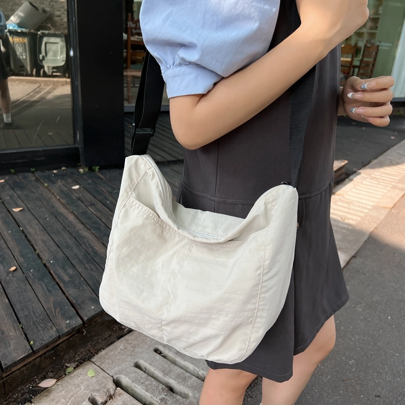 醇龙  简约休闲学生百搭时尚 单肩包斜挎包 尼龙 男女同款情侣款 多色