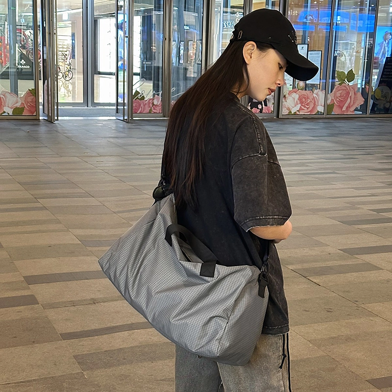 醇龙 防水短途出行手提两用运动休闲百搭单肩斜挎 尼龙 旅行包 男女同款情侣款 多色