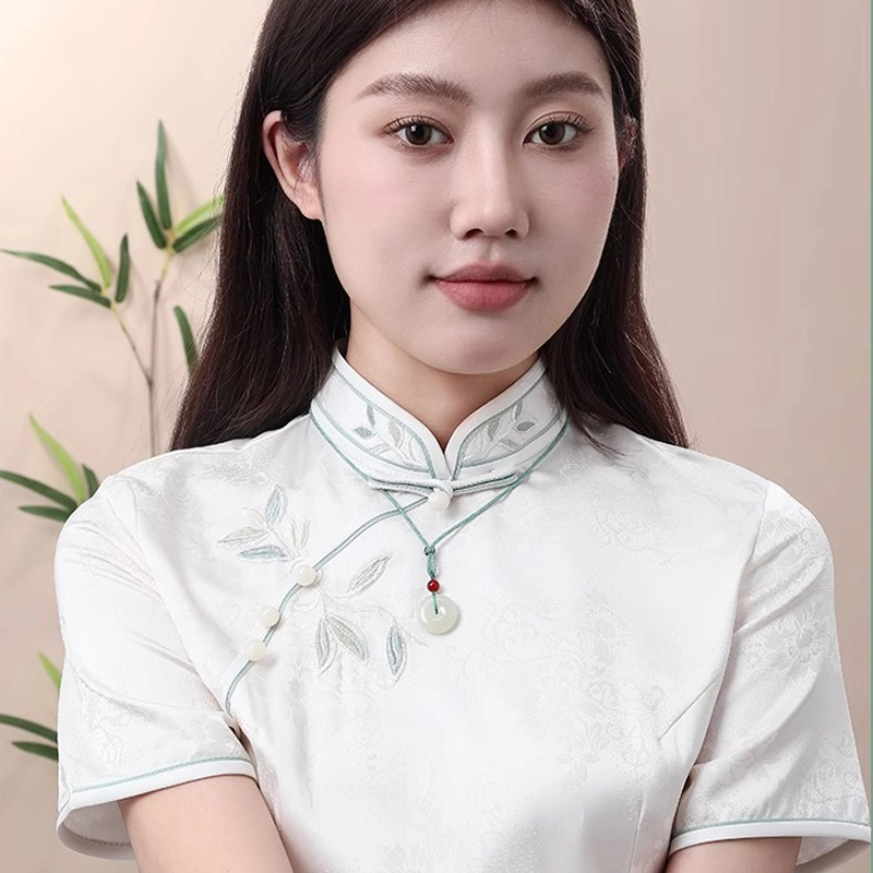 赛菲尔 招财进宝平安扣 新中式吉祥顺遂几何圆形安康吊坠精致时尚简约百搭 和田玉 项链 男女同款情侣款 青白玉