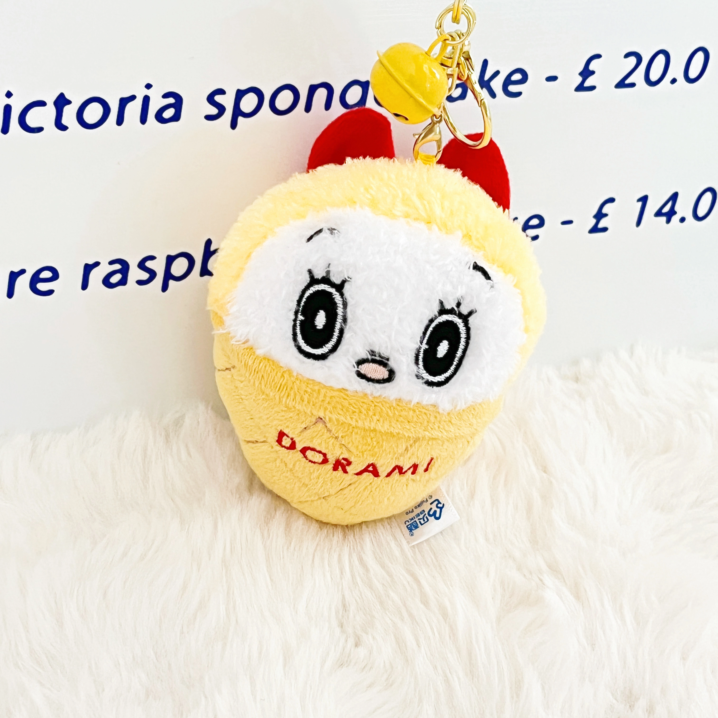 x DoraemonA 10cm
