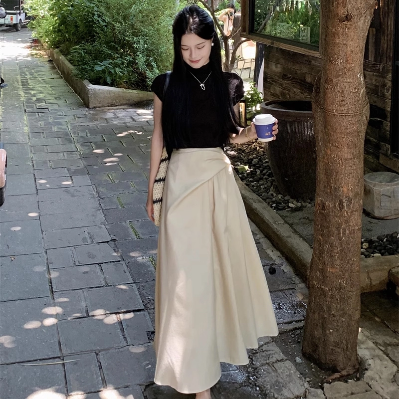 依钗 多风格融合的短袖上衣与半身裙夏季时尚穿搭裙装套装 女款