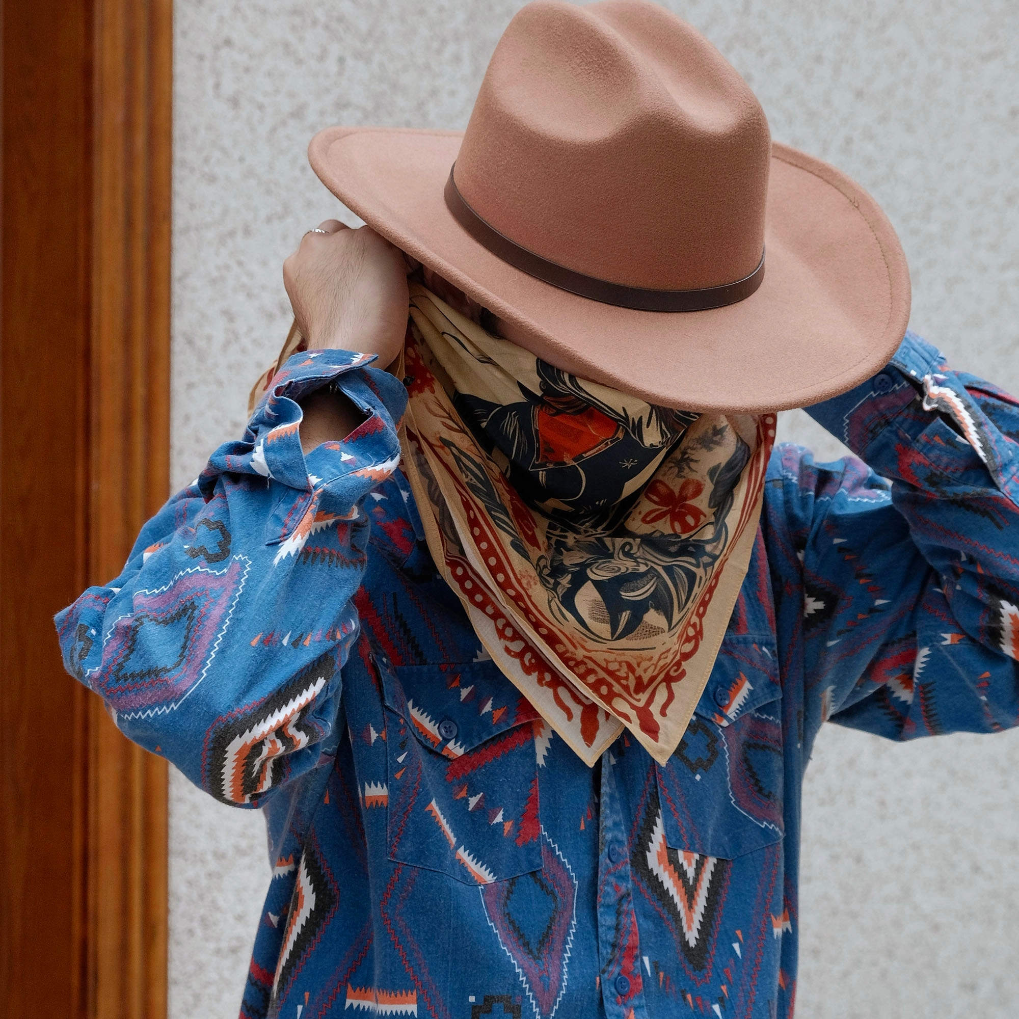 WESTWILDVINTAGEHIPHOP