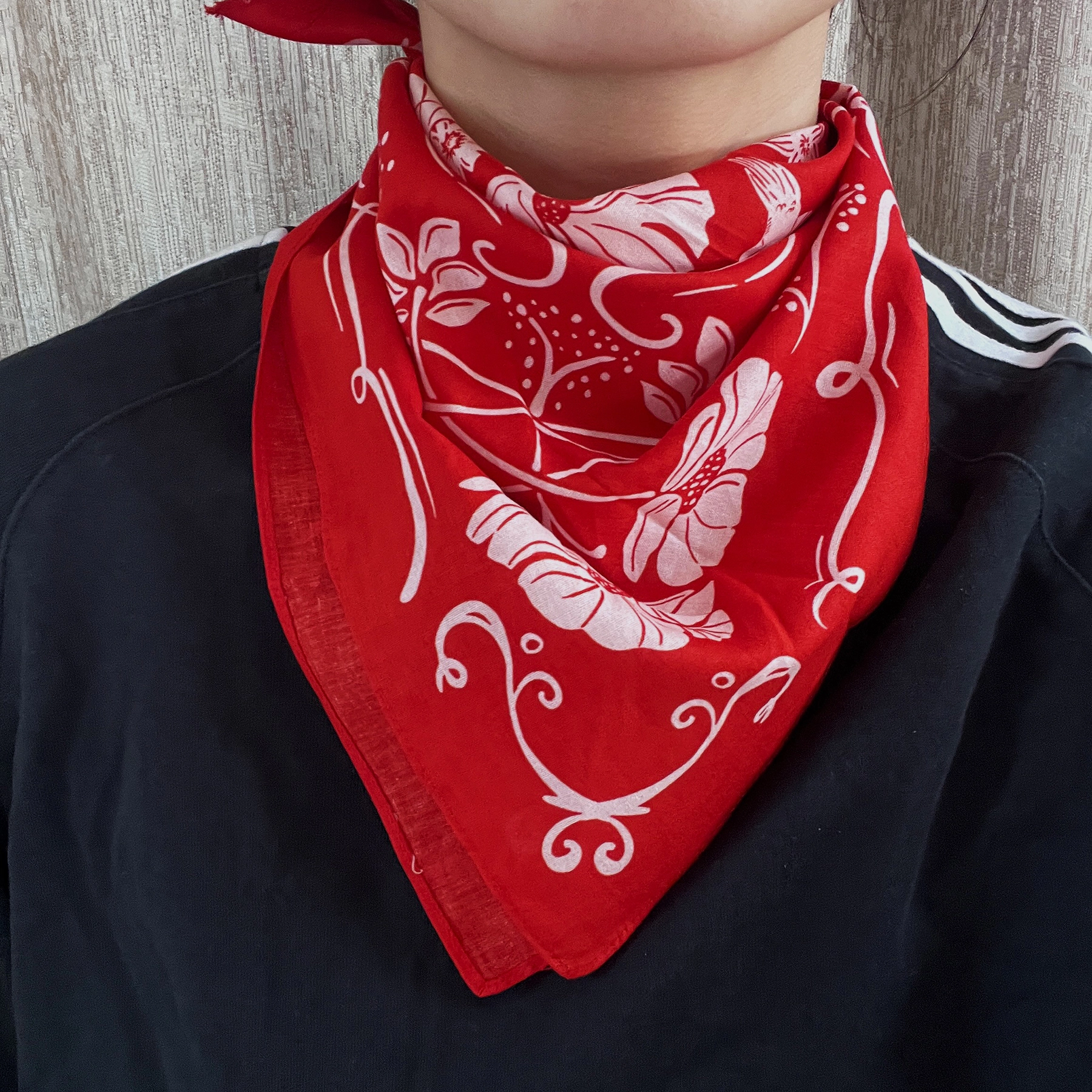滚烫时光 红色花朵 棉 方巾领巾 男女同款情侣款