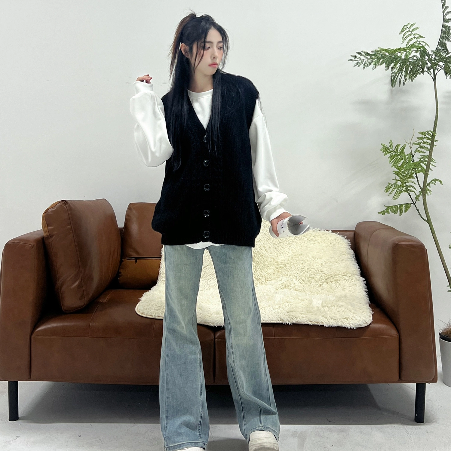 TEN MIRO V