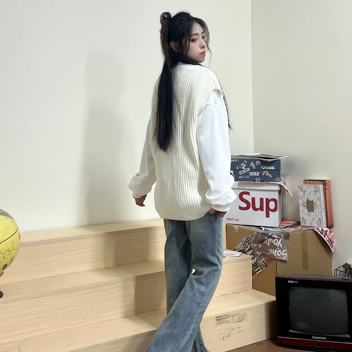 TEN MIRO V