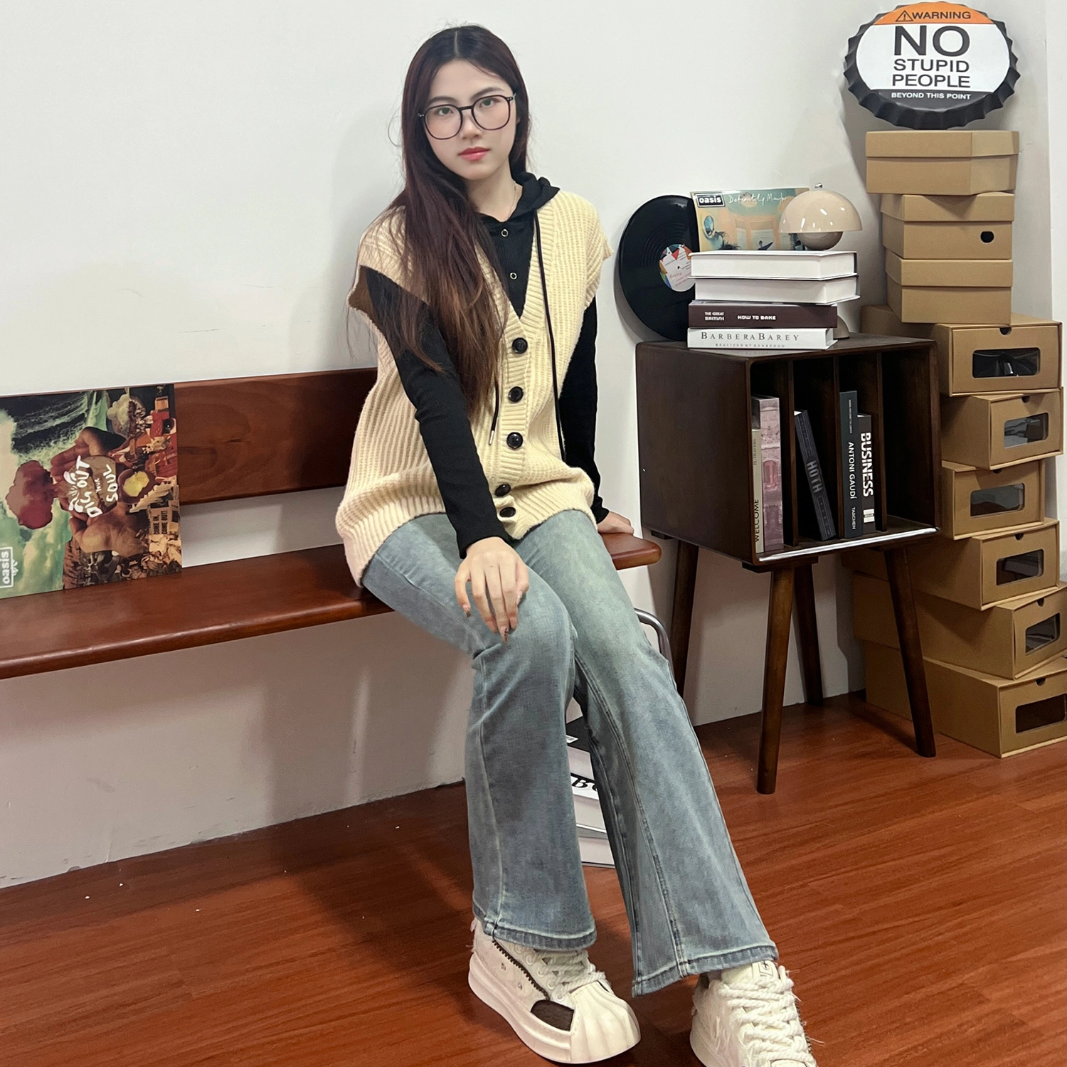 TEN MIRO V