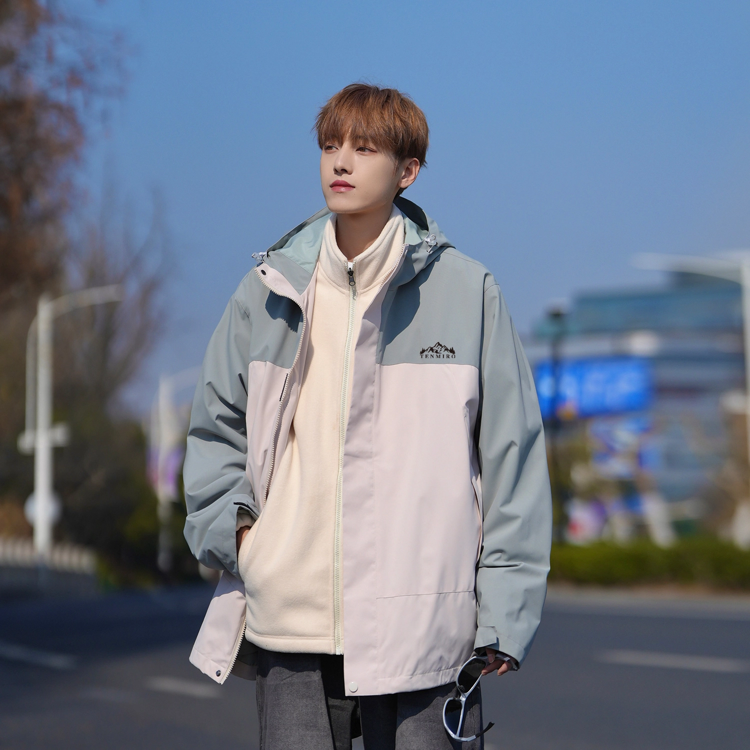 TEN MIRO