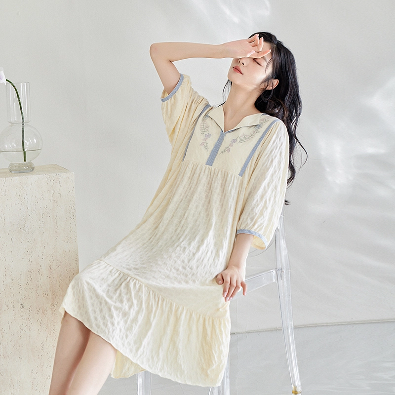 歌倩雅 简约亲肤舒适透气休闲可外穿五分袖睡裙 女款 杏色