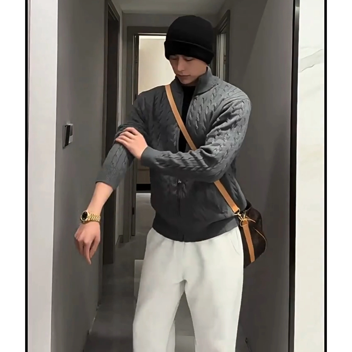 DEMAVIE OOTD