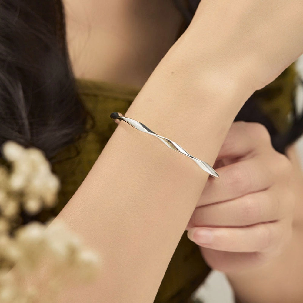 Crafts Women