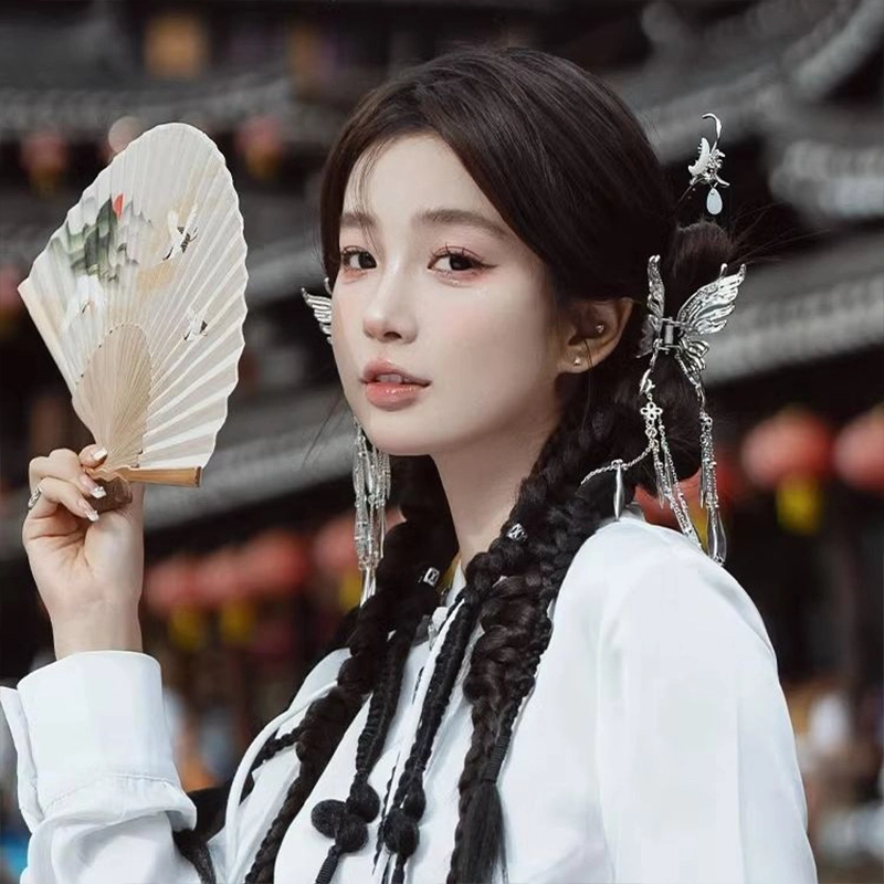 LILYLOTTY ins